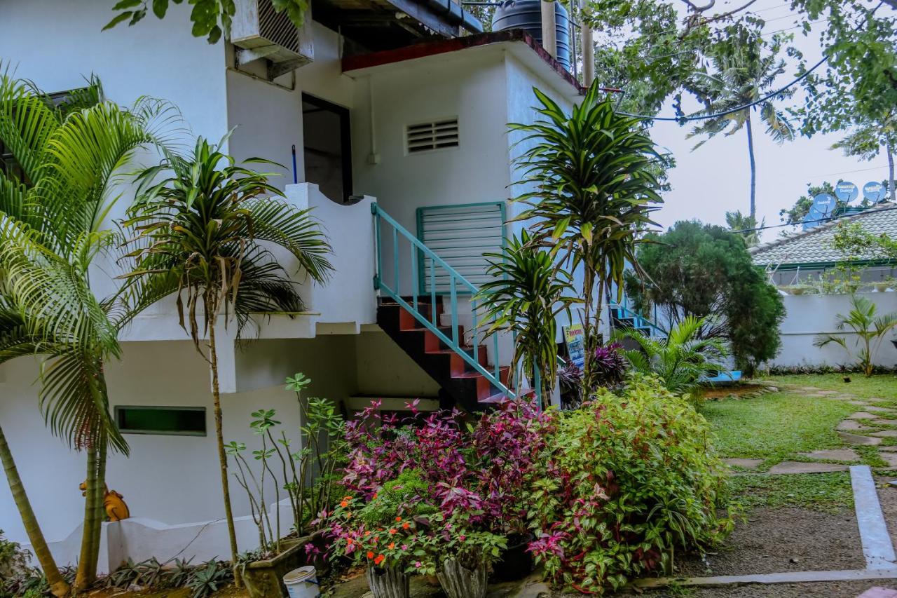 Sajana Ocean Hill Acomodação com café da manhã Mirissa Exterior foto