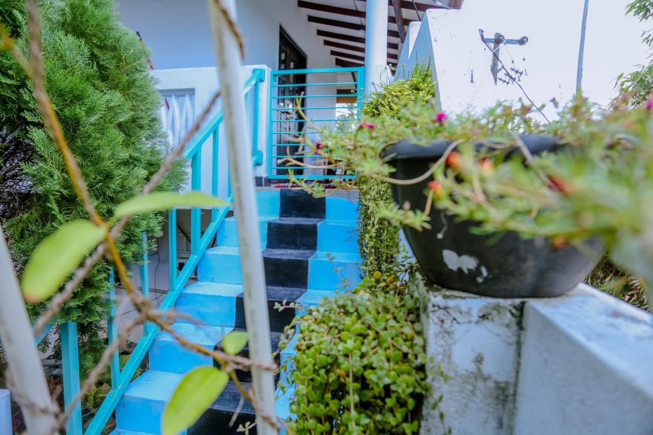 Sajana Ocean Hill Acomodação com café da manhã Mirissa Exterior foto