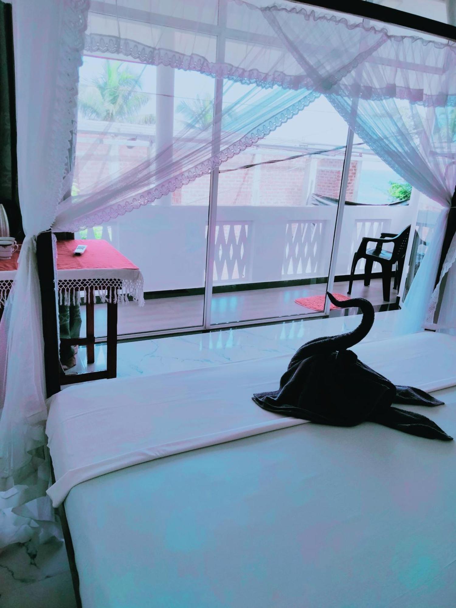 Sajana Ocean Hill Acomodação com café da manhã Mirissa Quarto foto