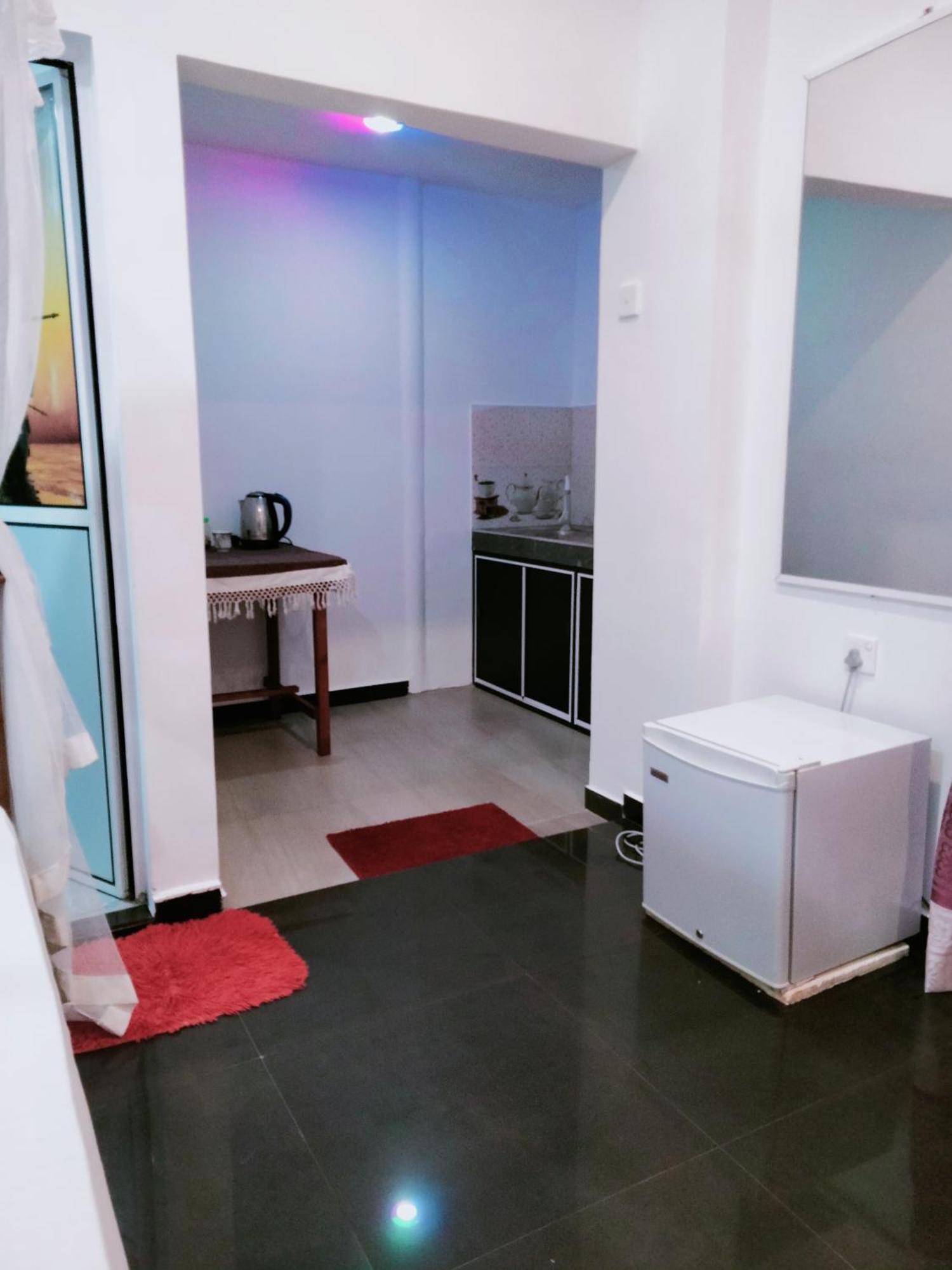 Sajana Ocean Hill Acomodação com café da manhã Mirissa Quarto foto