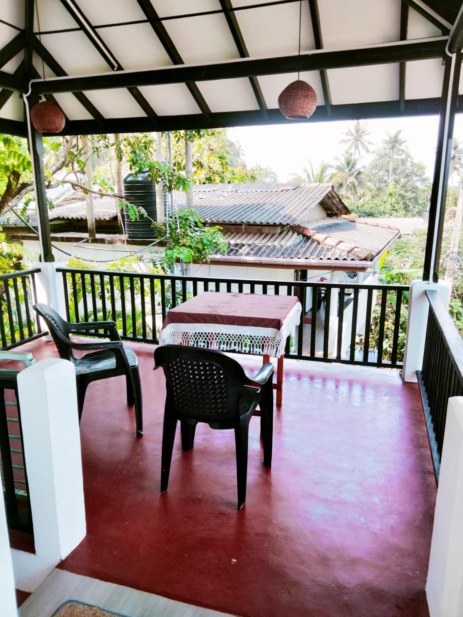 Sajana Ocean Hill Acomodação com café da manhã Mirissa Quarto foto