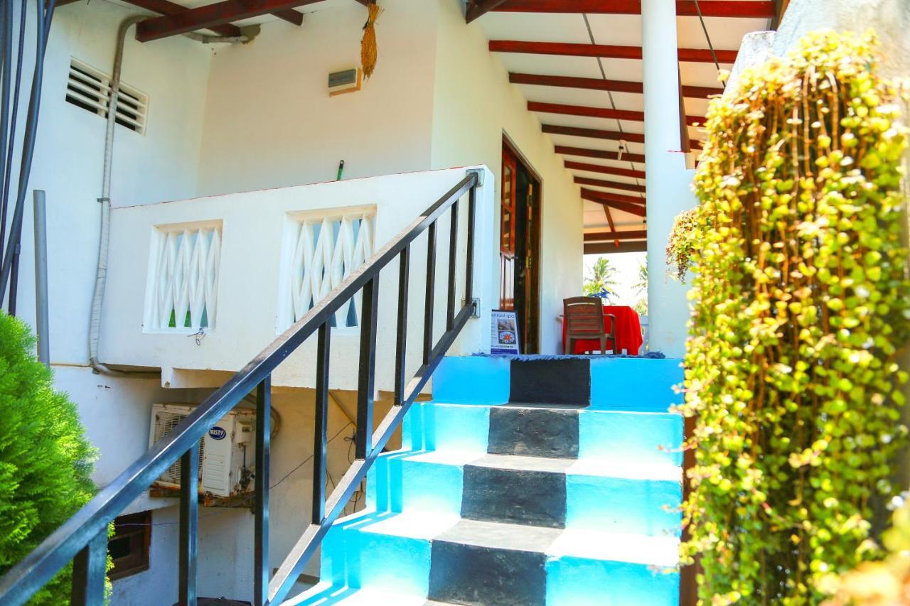 Sajana Ocean Hill Acomodação com café da manhã Mirissa Exterior foto